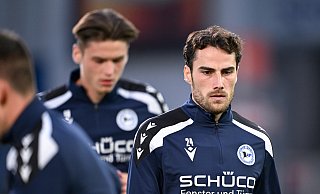 Christopher Lannert hofft, dass Arminia aus dem Rückrundenstart am Samstag gegen Cottbus eine gute Energie für die gesamte zweite Halbserie entwickelt. - Teresa Kroeger