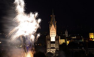 Zum Feuerwerk zum Abschluss der Libori-Woche werden trotz aller Kritik auch in diesem Jahr wieder tausende Besucher erwartet. - Marc Köppelmann