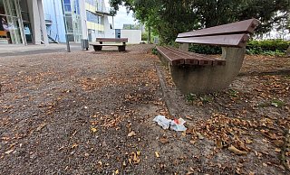 Am Forum Ennigloh sollen sich immer wieder Jugendliche treffen und ihren Müll hinterlassen. - Florian Weyand