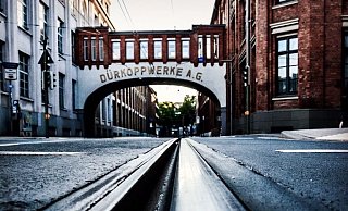 Die ausgezeichnete Historikerin forscht auch in den Archiven der Dürkoppwerke.  - Marc Beckamp