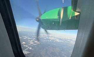 Die Turbopropmaschine von Skyhub PAD fliegt zwischen Paderborn und München unterhalb der Reiseflughöhe von großen Jets. - Jens Reddeker