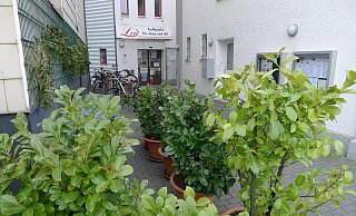 Der Eingang zum Mehrgenerationenhaus an der Leostraße in Paderborn. - Hans-Hermann Igges