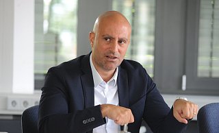Ali Dogan (SPD) wurde Anfang 2023 zum Landrat des Kreises Minden-Lübbecke gewählt. In dieser Funktion ist er auch Leiter der Kreispolizeibehörde. - Joern Spreen-Ledebur