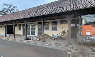 Das alte Freibadgebäude an der Obernfelder Allee in Lübbecke ist mittlerweile völlig entkernt und wartet auf einen Neuaufbau. - Volker Knickmeyer Das alte Freibadgebäude an der Obernfelder Allee in Lübbecke ist mittlerweile völlig entkernt und wartet auf einen Neuaufbau. - Volker Knickmeyer