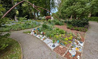 Vorbild Minden: Dort auf dem Nordfriedhof gibt es bereits eine Grabfläche für Sternenkinder. - Volker Knickmeyer