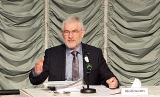 Der neu gewählte Regionalratsvorsitzende, der 65-jährige Heinz-Günter Koßmann (CDU) aus Stahle, hat die erste Sitzung des neuen Regionalrates geleitet. - Bezirksregierung Detmold