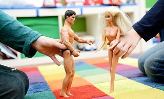 Kinder haben viele Fragen zu Sex und nackten Körpern: Doch für Eltern ist das Thema oft noch tabu-behaftet. - Andrea Warnecke/dpa-tmn