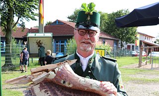 Neuer Schützenkönig: In Neuenbeken regiert nun der 58-jährige Ortsvorsteher und RatsherrChristoph Quasten. - Privat
