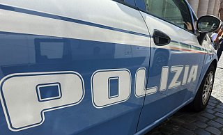 In Italien ist ein Busfahrer von Basketballfans bei einem Angriff tödlich verletzt worden. (Archivfoto) - Sabina Crisan/dpa