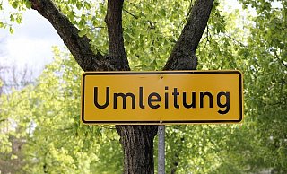 Umleitungen sind ausgeschildert. - Pixabay