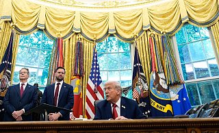 Donald Trump hat sich zur Fußball-WM 2026 geäußert. - Alex Brandon/AP/dpa