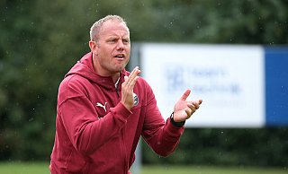 Seit der Saison 2019/20 war Frank Löning als Trainer des SV Sandhausen II an der Seitenlinie im Einsatz. Inzwischen ist der Ex-Paderborner aber in seine ostfriesische Heimat zurückgekehrt. - picture alliance