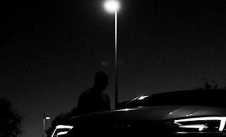 Die Polizei beschlagnahmte den silbergrauen Audi A4 nach Ende der Verfolgungsjagd. - Symbolfoto: Pixabay / Creative Commons