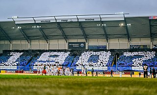Die Fans des SC Paderborn warteten beim Heimspiel gegen den FC Hansa Rostock wieder mit einer sehenswerten Choreografie auf, in der das Gründungsjahr des ersten SCP-Vorgängervereins im Mittelpunkt stand. - Besim Mazhiqi