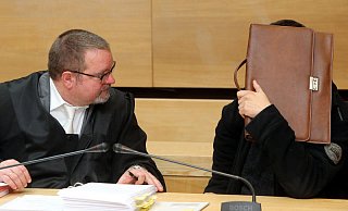 Der Hauptkassierer der Sparkasse Rietberg soll immer wieder Bargeld für sich abgezweigt haben. - Wolfgang Rudolf