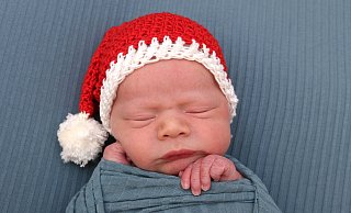 Milan James ist am 25. November 2024 geboren. - Baby Smile Fotografie
