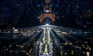 Die spektakuläre Eröffnungsfeier der Olympischen Spiele in Paris hat rund 100 Millionen Euro gekostet. - Lionel Bonaventure/Pool AFP/dpa