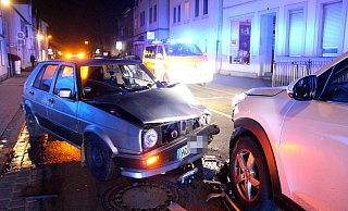 Beide Fahrzeuge waren nicht mehr fahrbereit und mussten abgeschleppt werden. Foto: David Schellenberg - David Schellenberg