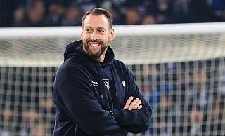 Arminia Bielefelds Trainer Mitch Kniat hatte für das Spiel gegen Stuttgart II den richtigen Matchplan parat. - Oliver Krato