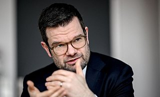 Das Hauptziel der damaligen Gesetzesänderung stellt Marco Buschmann nicht in Frage. - Britta Pedersen/dpa
