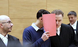 Der 19-jährige Angeklagte soll Philipos Tsanis so verletzt haben, dass der 20-Jährige an den Folgen starb. Er sitzt seit Juni 2024 in Untersuchungshaft. - Alex Lehn