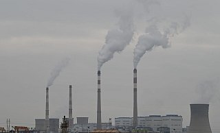 Greenpeace hat einen sinkenden Zubau von Kohlekraftkapazität in China errechnet. (Symbolbild) - Johannes Neudecker/dpa