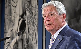 Altbundespräsident Joachim Gauck befürwortet eine starke Unterstützung der Ukraine. - Martin Schutt/dpa/Archiv
