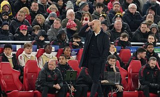 Trainer Arne Slot macht mit dem FC Liverpool schwere Zeiten durch. - Jon Super/AP/dpa