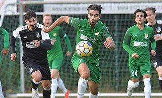 Maaslingen in Schwarz und der FSC Rheda trennen sich Unentschieden und steigen beide in der Tabelle nach oben. - Jens Dünhölter