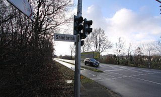 Zwischen der Einmündung Sandbrink und dem Ortseingang Eilshausen soll nach dem Willen der SPD künftig ein Tempolimit gelten. - Björn Kenter