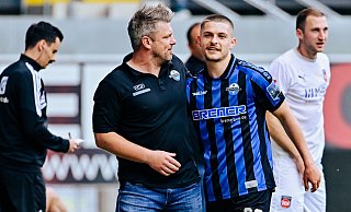 Florent Muslija und Cheftrainer Lukas Kwasniok kennen sich schon aus gemeinsamen Karlsruher Zeiten und bilden beim SCP ein erfolgreiches Gespann. Am Saisonende aber werden sich wohl die Wege trennen. - BESIM MAZHIQI