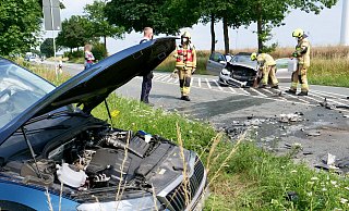 Schwere Unfälle, wie dieser auf der B 64 mit zwei Verletzten, davon einem schwer, haben oftmals auch Folgen für Personen, die vom eigentlichen Crash nicht direkt betroffen sind. - (Archivbild) Ralph Meyer