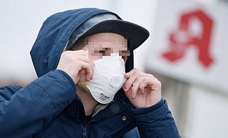 Gleich 300 dieser Mundschutz-Masken wurden jetzt aus dem Klinikum Bethel gestohlen. - Symbolfoto: picture alliance