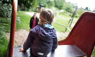 Alleinerziehende sind ein wichtiger Anker für ihre Kinder. Auch mal Entlastung von den vielen Aufgaben zu bekommen ist daher immens wichtig. - picture alliance / Marcel Kusch/