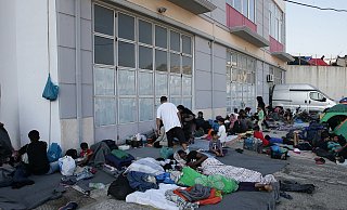 Nach dem Brand des Lagers in Moria sind viele Geflüchtete obdachlos. - picture alliance / AA