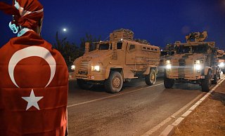 Fahrzeuge des türkischen Militärs, Aufnahme vom 12. Oktober. - picture alliance / AA