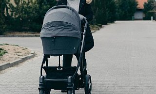Ein speziell präparierter Kinderwagen diente als Tatwerkzeug bei einer Diebstour in Höxter. - (Symbolbild) Pexels