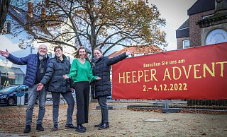 Freuen sich auf den Heeper Advent: Jürgen Utecht, Petra Brames, Monique Plönnigs und Katja Neuhaus (v. l.) von der Interessen- und Werbegemeinschaft. - Sarah Jonek