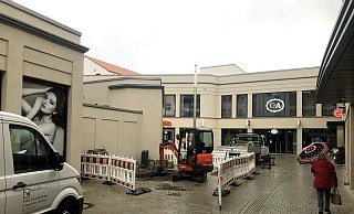 Auf dem Augustinerplatz wird derzeit gearbeitet. - Eike J. Horstmann