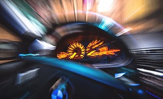 Der Mann war in einem BMW unterwegs. - Symbolbild: Pixabay