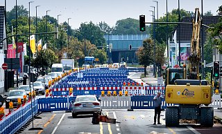 Die Sperrung der Verler Straße und die ausgeschilderten Umleitungen sorgen bei Anwohnern für Unmut. - Andreas Frücht