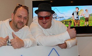 Die heimischen Musiker und Ex- „Landeier" Norbert Fechtelkord (l.) und Andreas Hanhart machen als „Andreas DerBerg" mit Partykrachern der etwas härteren Gangart weiter. - Joe Cubick