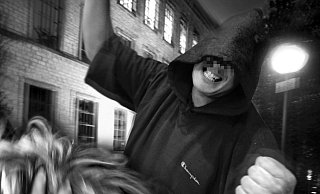 Nach der Neonazi-Demo eskalierte in Bielefeld Gewalt. - Symbolfoto: Andreas Frücht