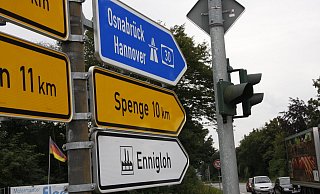 Gute Anbindung: Vom Gewerbegebiet Ennigloh ist es nur ein kleines Stück bis zur Autobahn. Eine Buslinie für die Beschäftigten gibt es aber noch nicht. - Gregor Winkler
