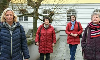 Griet Behrends, Brigitte Wendel, Silke Quentmeier und Gabrielle Kasper begleiten gewaltbetroffene Frauen im Alltag. - Stadt Herford