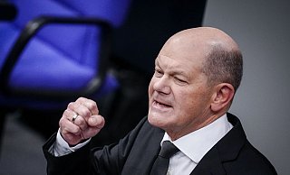 Bundeskanzler Olaf Scholz betrachtet die Beschäftigungspolitik der Ampel-Koalition als vollen Erfolg. - Kay Nietfeld/dpa