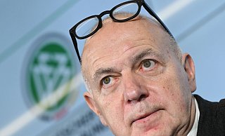 Bernd Neuendorf, Präsident des Deutschen Fußball-Bundes (DFB), sieht großes Interesse an der Fußball-EM in Deutschland. - Arne Dedert/dpa