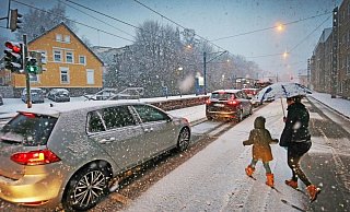Winterwunderland Bielefeld? So richtig in Sicht ist das noch nicht - aber immerhin steigen die Chancen. - Sarah Jonek (Symbolbild/Archiv)