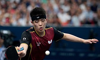 Tischtennis-Profi Dang Qiu scheitert bei den WTT Finals in Japan im Viertelfinale. - Petros Giannakouris/AP/dpa