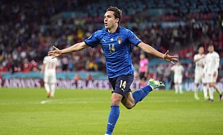 Italiens  Federico Chiesa feiert sein Tor. - Pool via REUTERS